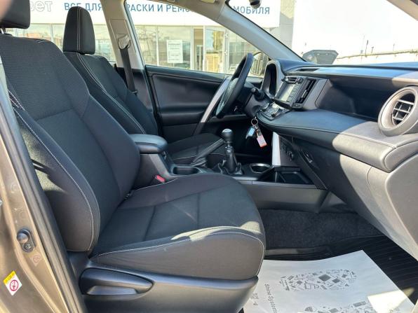Toyota RAV4 IV (XA40) Рестайлинг с пробегом 2016 года, цена 2 476 000 рублей, 186988 км, внедорожник, Автокод Объявления