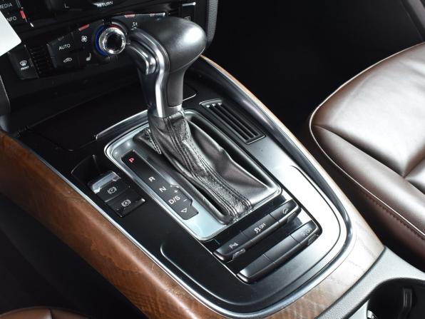 Audi Q5 I (8R) Рестайлинг с пробегом 2012 года, цена 1 999 995 рублей, 159300 км, внедорожник, Автокод Объявления