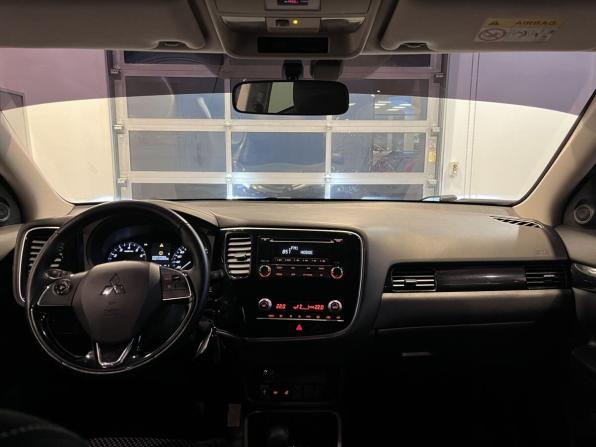 Mitsubishi Outlander III Рестайлинг 3 с пробегом 2021 года, цена 2 450 000 рублей, 114830 км, внедорожник, Автокод Объявления