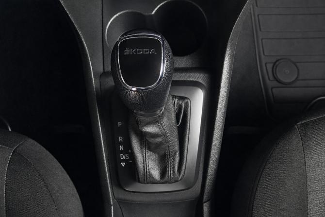 Skoda Rapid I с пробегом 2016 года, цена 1 389 000 рублей, 100300 км, седан, Автокод Объявления