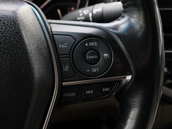 Toyota Camry VIII (XV70) Рестайлинг с пробегом 2021 года, цена 2 768 000 рублей, 145800 км, седан, Автокод Объявления