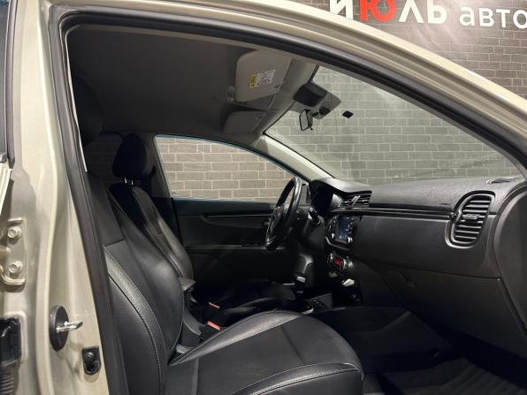 Kia Rio IV с пробегом 2019 года, цена 1 640 000 рублей, 103314 км, хэтчбек, Автокод Объявления