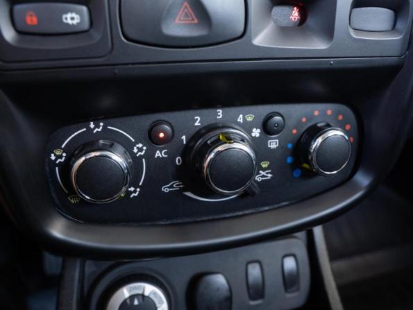 Renault Duster I с пробегом 2015 года, цена 890 000 рублей, 175426 км, внедорожник, Автокод Объявления