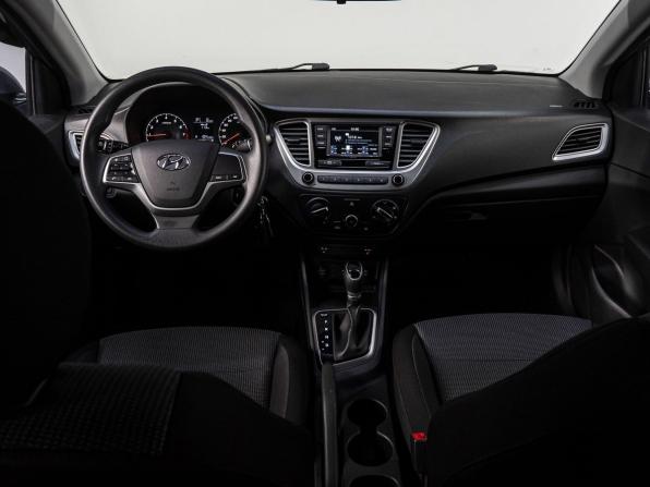 Hyundai Solaris II Рестайлинг с пробегом 2021 года, цена 1 690 000 рублей, 54457 км, седан, Автокод Объявления