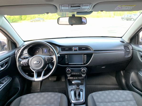 Kia Rio IV Рестайлинг с пробегом 2020 года, цена 1 675 000 рублей, 73795 км, седан, Автокод Объявления