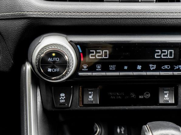 Toyota RAV4 V (XA50) с пробегом 2019 года, цена 2 397 000 рублей, 222955 км, внедорожник, Автокод Объявления