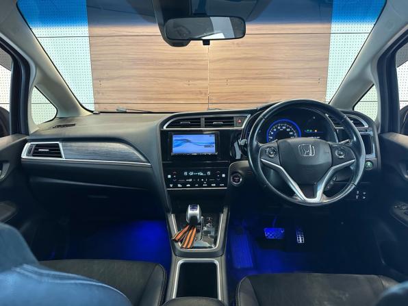 Honda Shuttle II с пробегом 2016 года, цена 1 299 900 рублей, 142581 км, универсал, Автокод Объявления