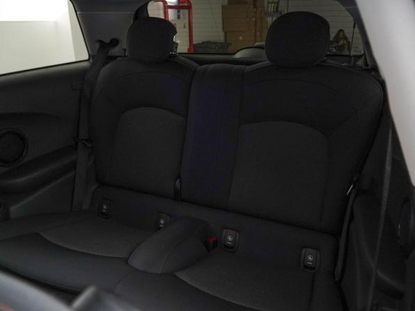 Mini Hatch III (F55/F56) с пробегом 2016 года, цена 1 299 777 рублей, 179326 км, хэтчбек, Автокод Объявления