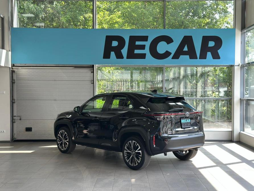 Toyota Yaris Cross Санкт-Петербург  - изображение 3