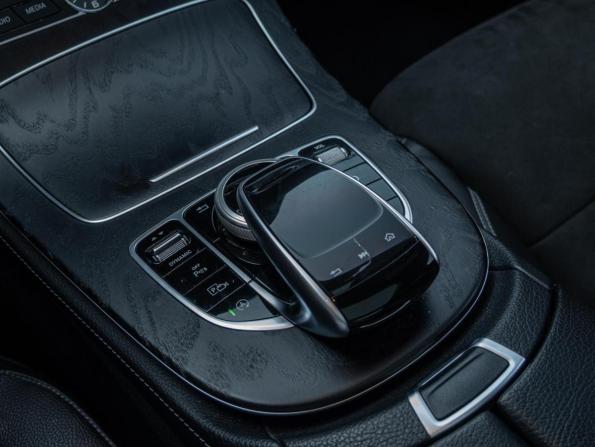 Mercedes-Benz E-Класс V (W213 S213 C238) с пробегом 2017 года, цена 3 300 000 рублей, 112920 км, седан, Автокод Объявления