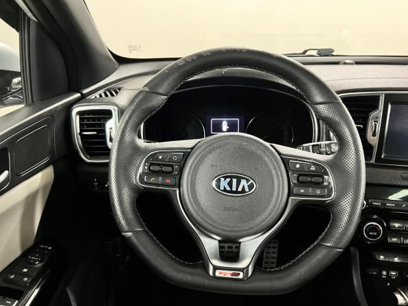Kia Sportage IV с пробегом 2016 года, цена 1 760 000 рублей, 173000 км, внедорожник, Автокод Объявления