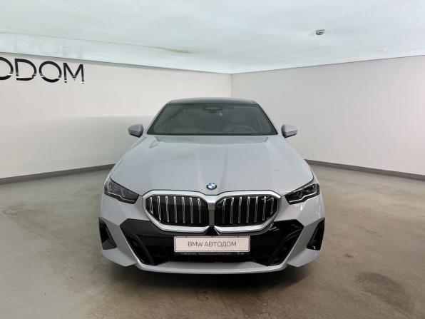 BMW 5 серии VIII (G60/G61/G68) с пробегом 2025 года, цена 8 840 000 рублей, 12500 км, седан, Автокод Объявления