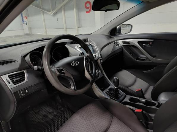 Hyundai Elantra V (MD) с пробегом 2012 года, цена 890 000 рублей, 195232 км, седан, Автокод Объявления