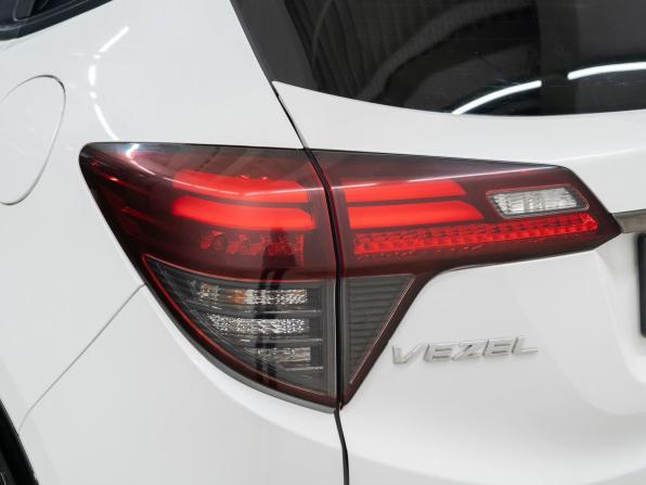Honda Vezel I Рестайлинг с пробегом 2018 года, цена 1 727 000 рублей, 108699 км, внедорожник, Автокод Объявления
