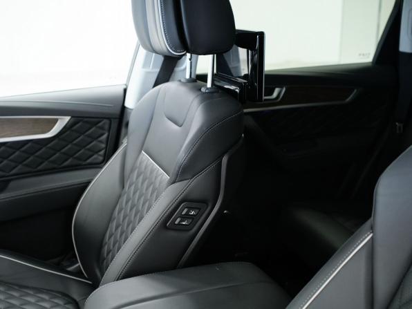 Hongqi HS7 I с пробегом 2023 года, цена 3 584 000 рублей, 41394 км, внедорожник, Автокод Объявления