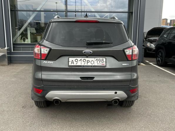 Ford Kuga II Рестайлинг с пробегом 2018 года, цена 1 540 000 рублей, 172000 км, внедорожник, Автокод Объявления