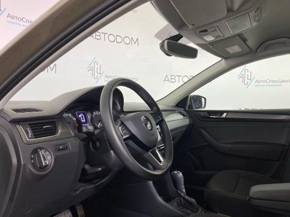 Skoda Rapid I Рестайлинг с пробегом 2019 года, цена 1 697 000 рублей, 34528 км, лифтбек, Автокод Объявления
