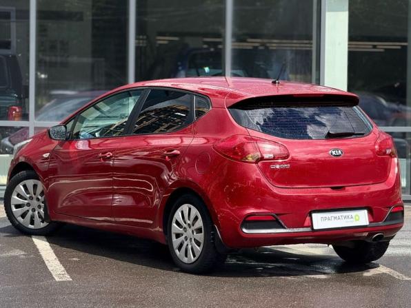 Kia Ceed II Рестайлинг с пробегом 2015 года, цена 1 035 000 рублей, 188377 км, хэтчбек, Автокод Объявления