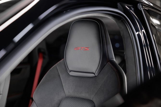 Новый Porsche Cayenne III Рестайлинг 2024 года, цена 30 657 500 рублей, внедорожник, Автокод Объявления