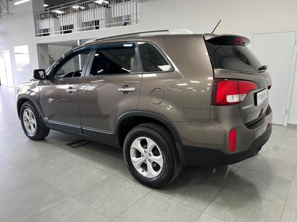 Kia Sorento II Рестайлинг с пробегом 2015 года, цена 1 699 000 рублей, 177000 км, внедорожник, Автокод Объявления