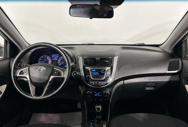 Hyundai Solaris I Рестайлинг с пробегом 2016 года, цена 900 000 рублей, 155345 км, седан, Автокод Объявления