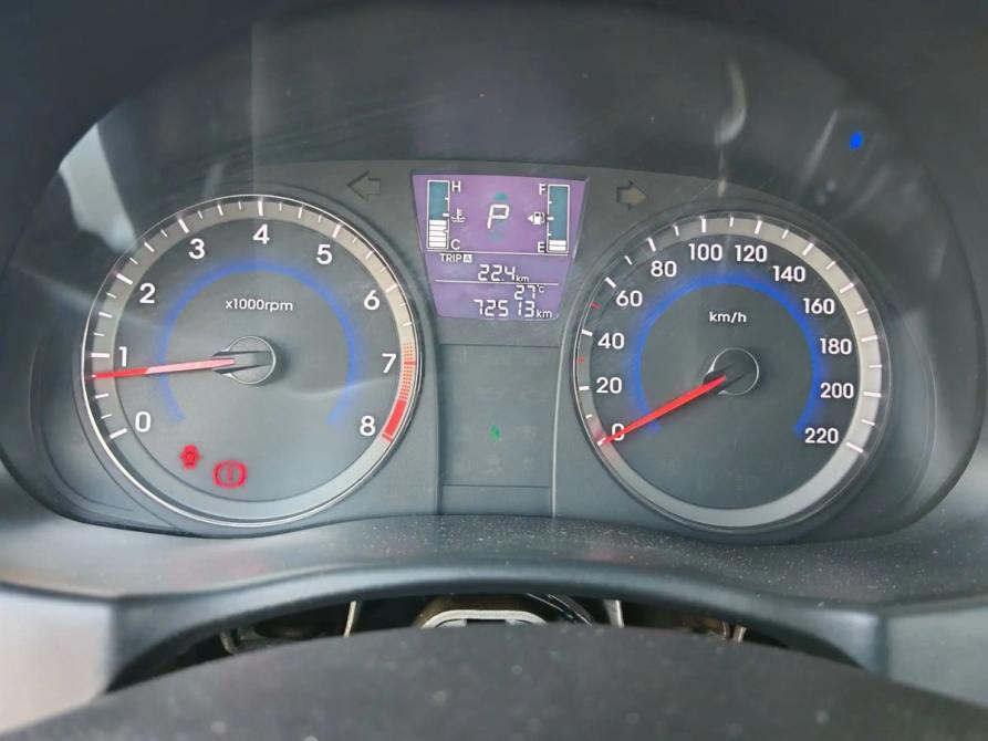 Hyundai Solaris I Рестайлинг Волгоград  - изображение 9