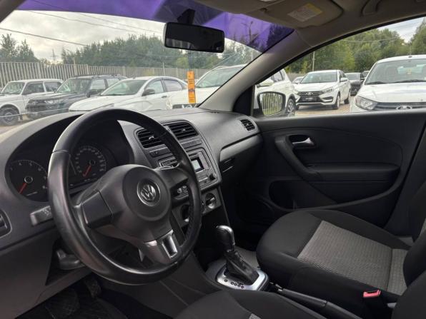 Volkswagen Polo V с пробегом 2014 года, цена 778 000 рублей, 200316 км, седан, Автокод Объявления