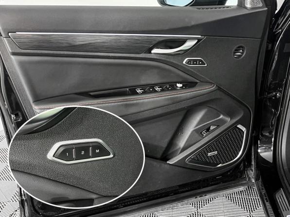 Geely Tugella I Рестайлинг с пробегом 2023 года, цена 2 780 000 рублей, 45171 км, внедорожник, Автокод Объявления