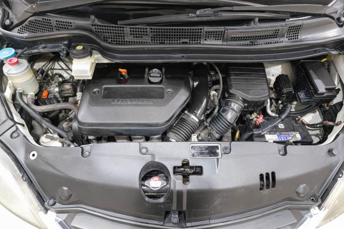 Honda Elysion I Рестайлинг с пробегом 2005 года, цена 999 000 рублей, 319598 км, минивэн, Автокод Объявления