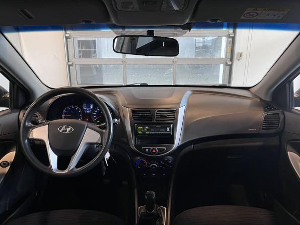 Hyundai Solaris I Рестайлинг с пробегом 2015 года, цена 800 000 рублей, 213002 км, хэтчбек, Автокод Объявления