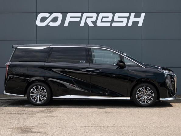 GAC Trumpchi M8 II с пробегом 2026 года, цена 5 050 000 рублей, 32 км, минивэн, Автокод Объявления