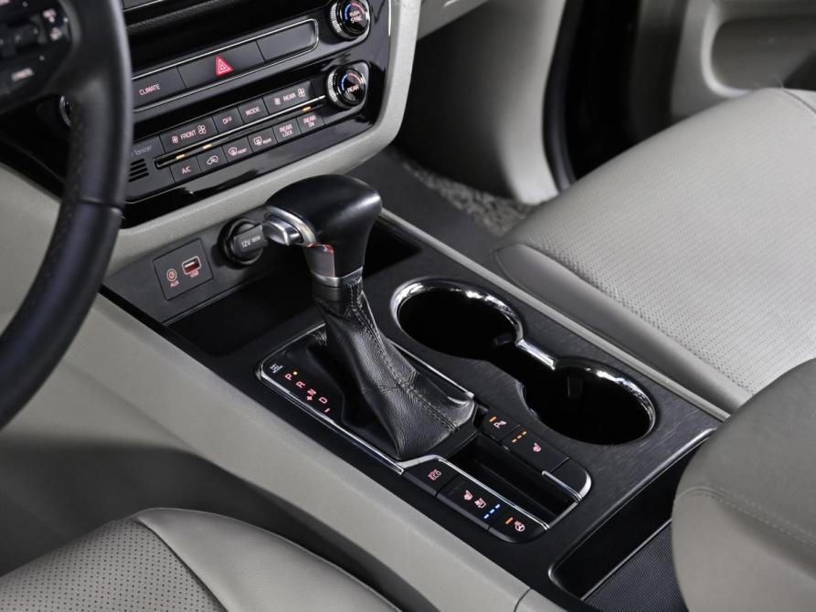 Kia Carnival III Москва  - изображение 9