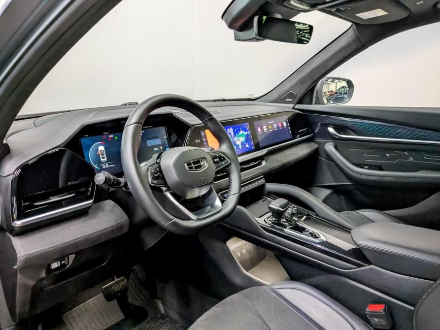 Geely Monjaro I Москва  - изображение 18