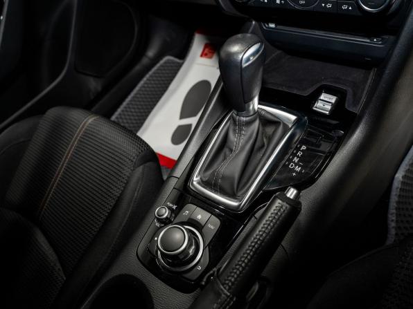 Mazda Axela III Рестайлинг с пробегом 2018 года, цена 1 620 000 рублей, 38456 км, хэтчбек, Автокод Объявления