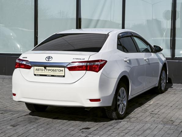 Toyota Corolla XI (E160 E170 E180) с пробегом 2013 года, цена 1 035 000 рублей, 251213 км, седан, Автокод Объявления