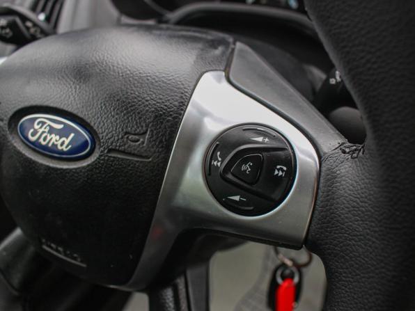Ford Focus III с пробегом 2014 года, цена 670 000 рублей, 240380 км, седан, Автокод Объявления