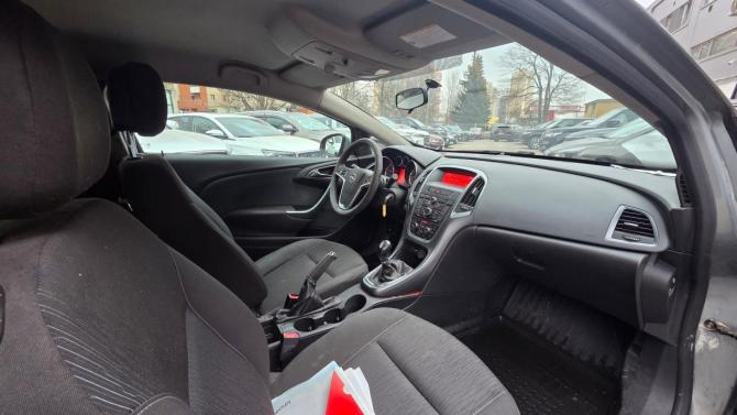 Opel Astra J Рестайлинг с пробегом 2012 года, цена 549 000 рублей, 226000 км, хэтчбек, Автокод Объявления