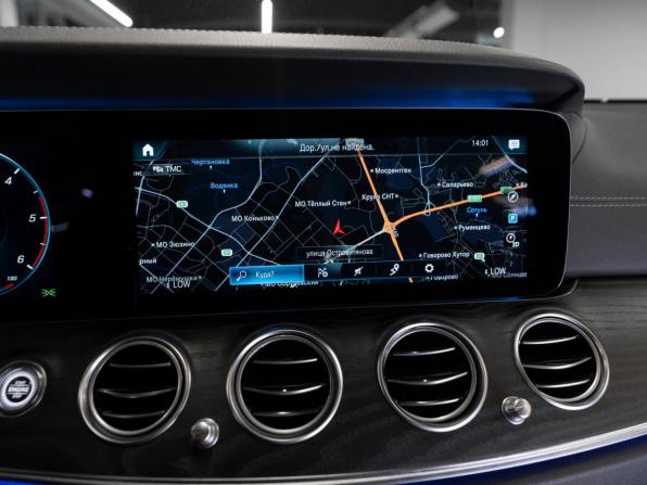 Mercedes-Benz E-Класс V (W213 S213 C238) Рестайлинг с пробегом 2020 года, цена 3 980 000 рублей, 111211 км, седан, Автокод Объявления
