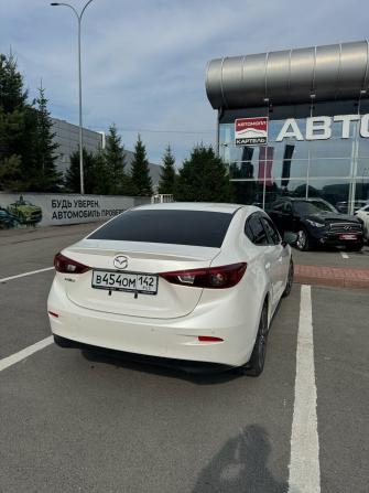 Mazda Axela III Рестайлинг с пробегом 2018 года, цена 1 250 000 рублей, 71142 км, седан, Автокод Объявления