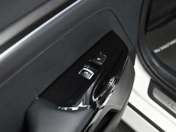 Kia K5 III с пробегом 2021 года, цена 2 449 000 рублей, 111000 км, седан, Автокод Объявления
