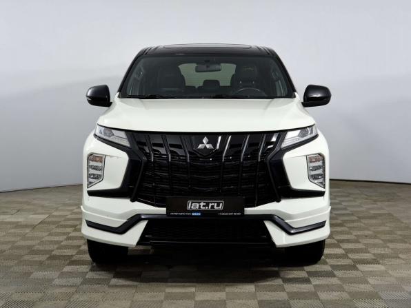 Mitsubishi Montero Sport III Рестайлинг с пробегом 2022 года, цена 3 498 000 рублей, 214128 км, внедорожник, Автокод Объявления