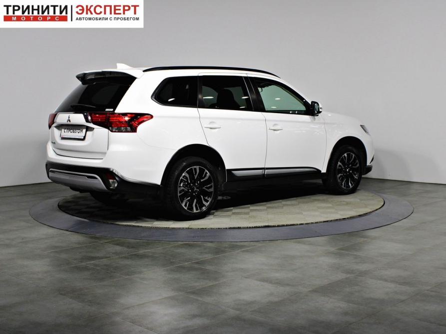 Mitsubishi Outlander III Рестайлинг 3 Белгород  - изображение 8