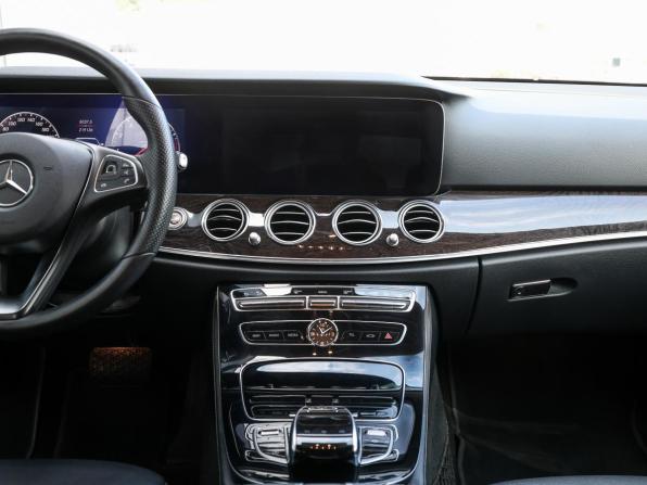 Mercedes-Benz E-Класс V (W213 S213 C238) с пробегом 2017 года, цена 2 898 000 рублей, 218740 км, седан, Автокод Объявления
