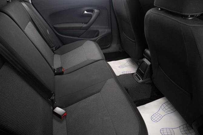 Volkswagen Polo V Рестайлинг с пробегом 2017 года, цена 1 329 000 рублей, 131800 км, седан, Автокод Объявления