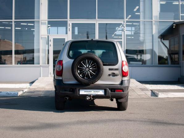 Chevrolet Niva I Рестайлинг с пробегом 2016 года, цена 610 000 рублей, 141265 км, внедорожник, Автокод Объявления