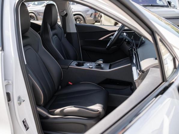 Omoda C5 I с пробегом 2023 года, цена 1 829 000 рублей, 37351 км, внедорожник, Автокод Объявления