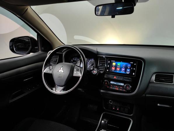 Mitsubishi Outlander III Рестайлинг 2 с пробегом 2018 года, цена 1 555 000 рублей, 165025 км, внедорожник, Автокод Объявления