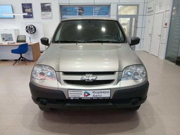 Chevrolet Niva I Рестайлинг с пробегом 2018 года, цена 670 000 рублей, 75306 км, внедорожник, Автокод Объявления