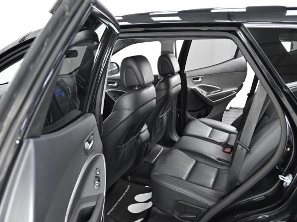 Hyundai Santa Fe III Рестайлинг с пробегом 2016 года, цена 1 699 000 рублей, 103000 км, внедорожник, Автокод Объявления