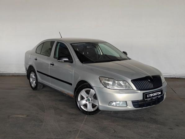 Skoda Octavia II (A5) Рестайлинг с пробегом 2012 года, цена 695 000 рублей, 317875 км, лифтбек, Автокод Объявления